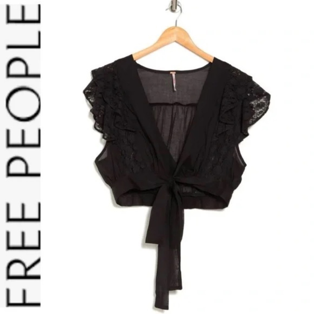FREE PEOPLE BLACK TOP ARCADIA WRAP CROP TOP! BEAUTIFUL RUFFLED TOP!🌺